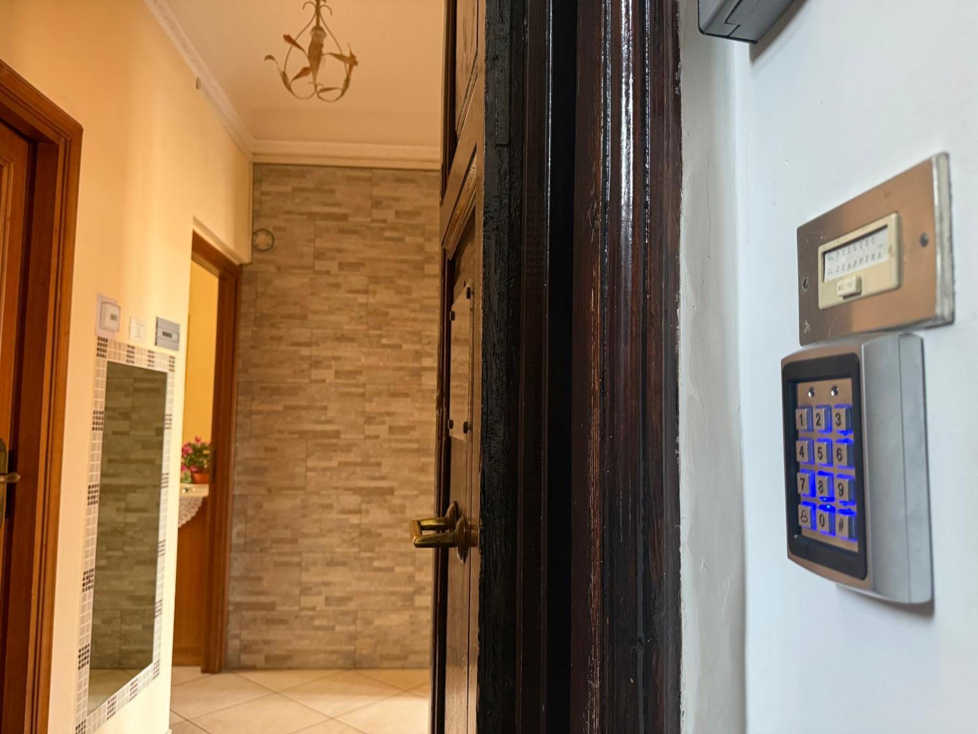 Anthony House, Anthony Floor 3, Castro Pretorio Daire Roma Dış mekan fotoğraf